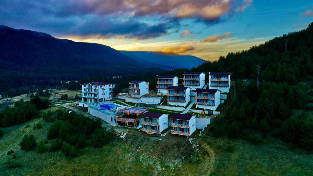 Вилно Селище Paradise View Sarnitsa Luaran gambar
