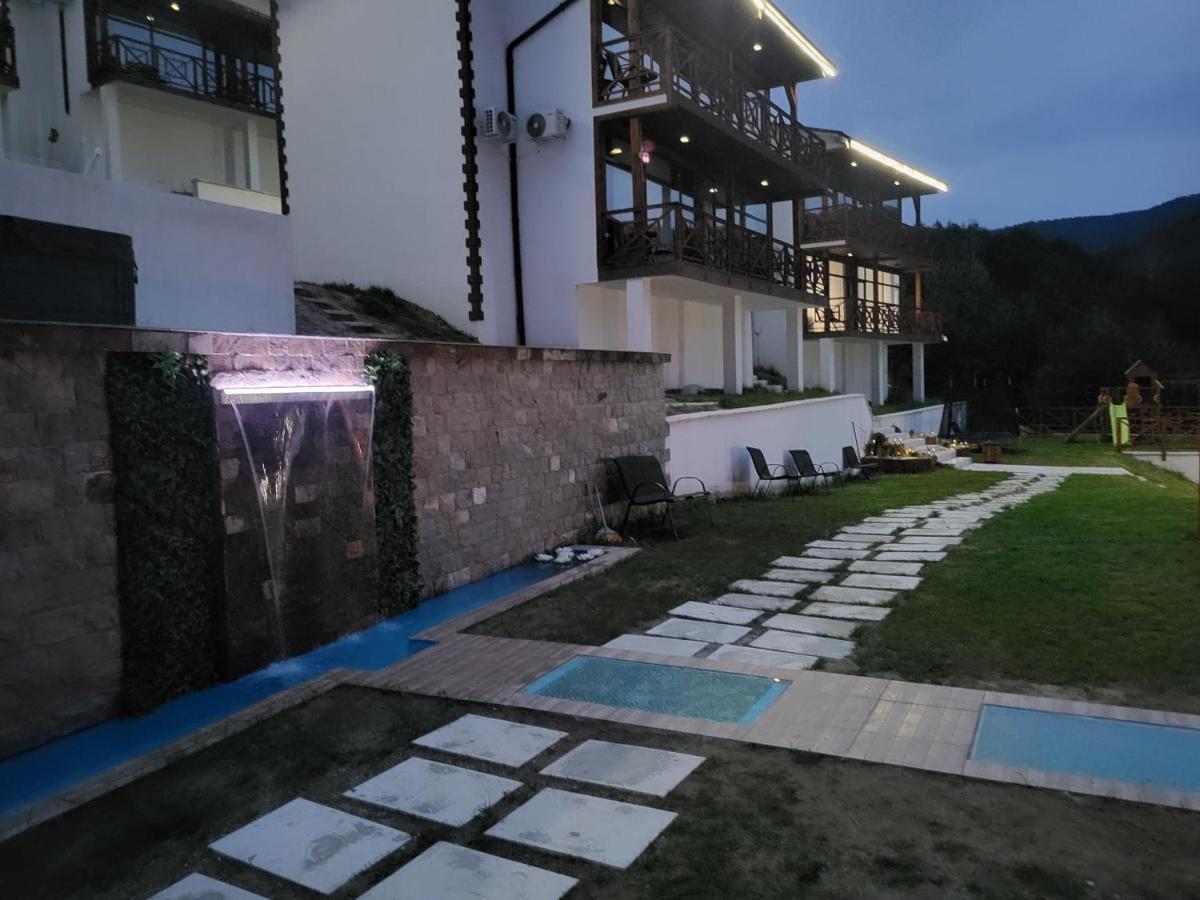 Вилно Селище Paradise View Sarnitsa Luaran gambar